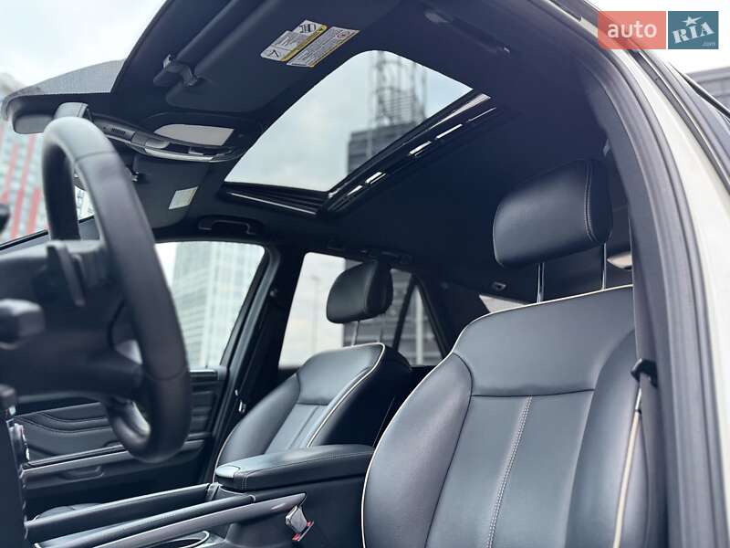 Позашляховик / Кросовер Mercedes-Benz M-Class 2010 в Києві
