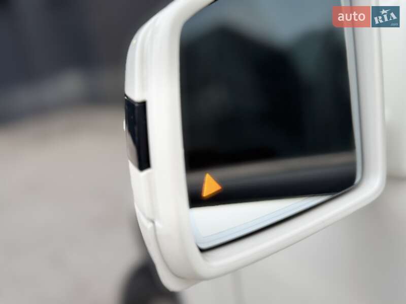 Позашляховик / Кросовер Mercedes-Benz M-Class 2010 в Києві
