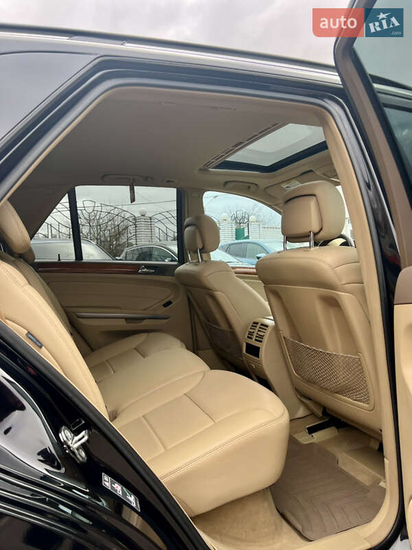 Позашляховик / Кросовер Mercedes-Benz M-Class 2009 в Ізмаїлі фото 15 Позашляховик / Кросовер Mercedes-Benz M-Class 2009 в Ізмаїлі