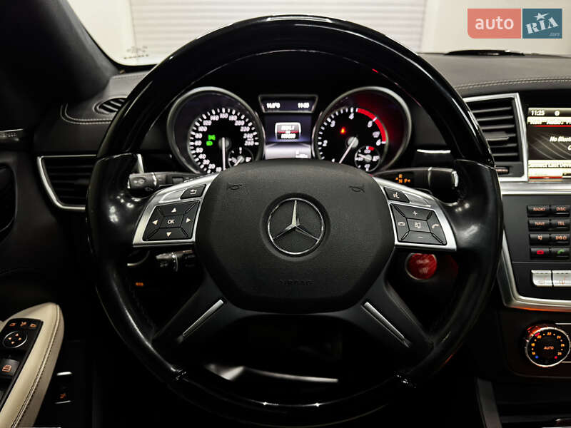 Позашляховик / Кросовер Mercedes-Benz M-Class 2015 в Одесі