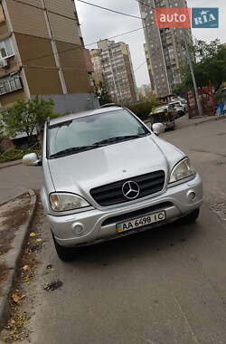 Внедорожник / Кроссовер Mercedes-Benz M-Class 2001 в Киеве