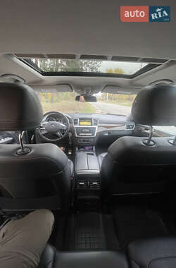 Внедорожник / Кроссовер Mercedes-Benz M-Class 2011 в 