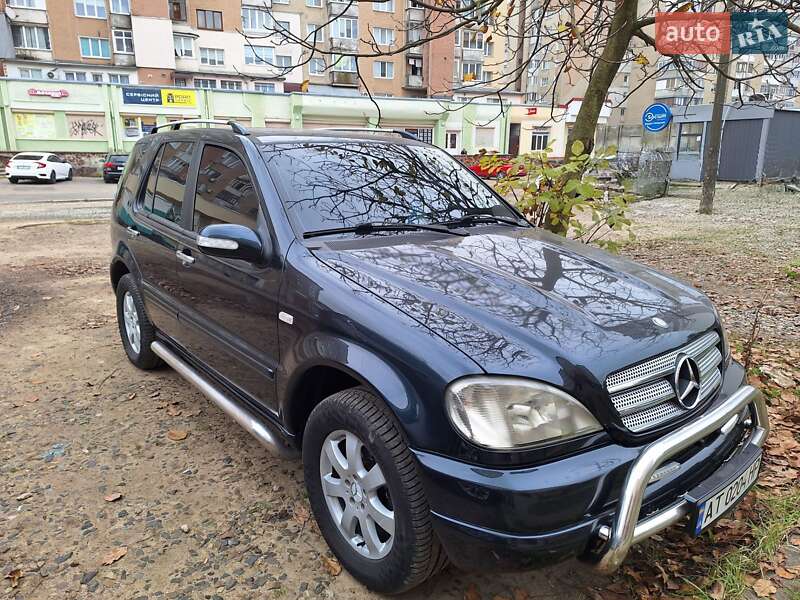 Mercedes-Benz M-Class 2001 Mercedes-Benz M-Class 2001