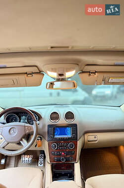 Внедорожник / Кроссовер Mercedes-Benz M-Class 2005 в 