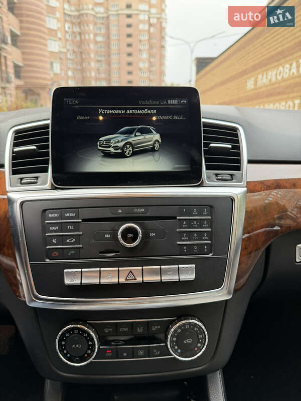 Внедорожник / Кроссовер Mercedes-Benz M-Class 2013 в Киеве