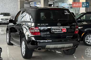 Внедорожник / Кроссовер Mercedes-Benz M-Class 2008 в 