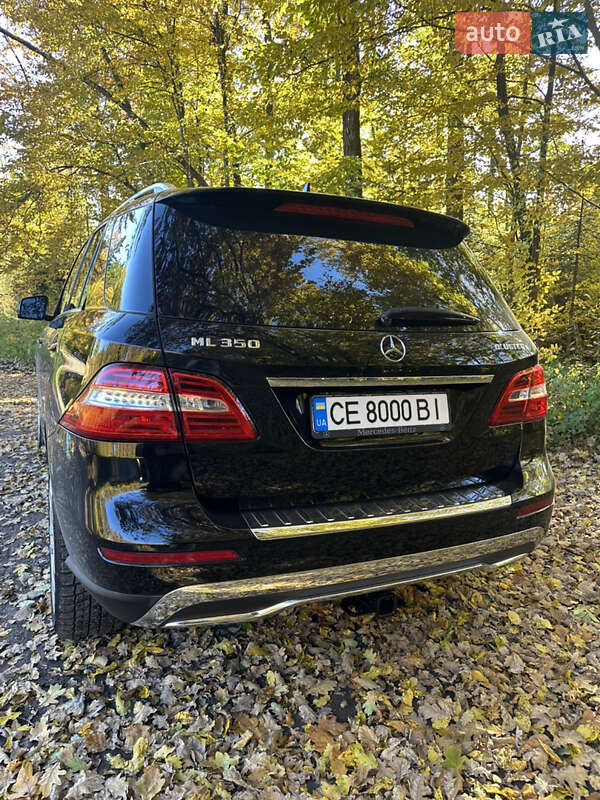 Внедорожник / Кроссовер Mercedes-Benz M-Class 2013 в Черновцах