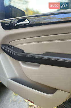 Внедорожник / Кроссовер Mercedes-Benz M-Class 2013 в 