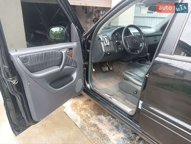 Внедорожник / Кроссовер Mercedes-Benz M-Class 2000 в Виннице