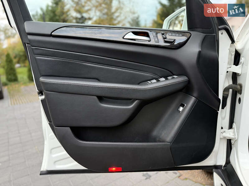 Внедорожник / Кроссовер Mercedes-Benz M-Class 2014 в Львове фото 19 Внедорожник / Кроссовер Mercedes-Benz M-Class 2014 в Львове
