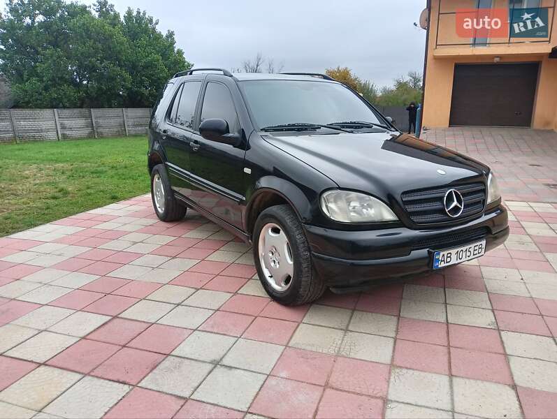 Внедорожник / Кроссовер Mercedes-Benz M-Class 2000 в Виннице