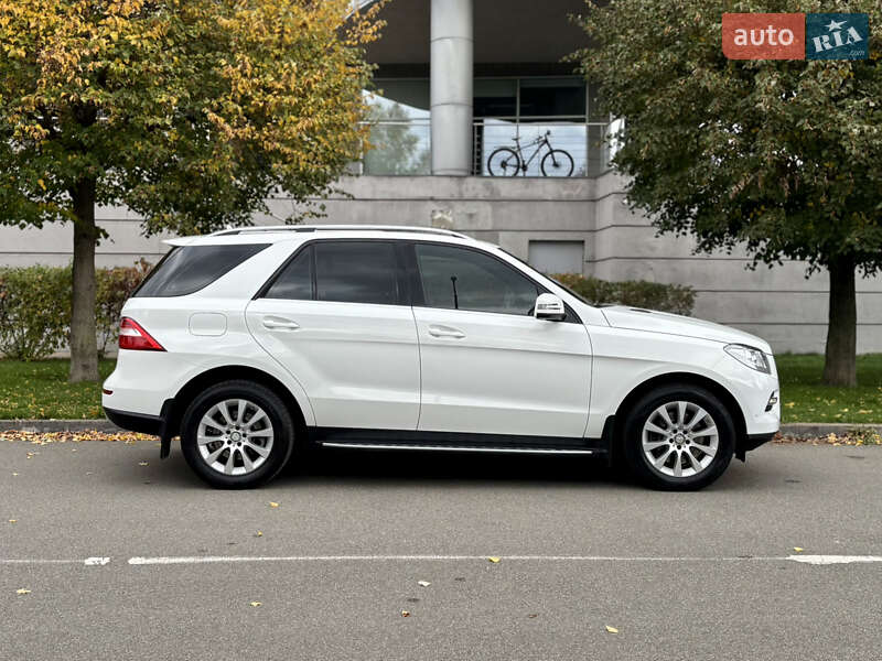 Внедорожник / Кроссовер Mercedes-Benz M-Class 2015 в Киеве фото 2 Внедорожник / Кроссовер Mercedes-Benz M-Class 2015 в Киеве