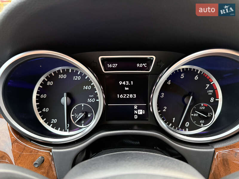 Позашляховик / Кросовер Mercedes-Benz M-Class 2011 в Дніпрі