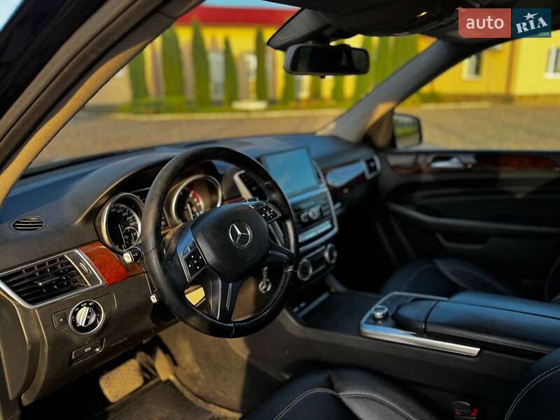 Позашляховик / Кросовер Mercedes-Benz M-Class 2012 в Заліщиках фото 7 Позашляховик / Кросовер Mercedes-Benz M-Class 2012 в Заліщиках