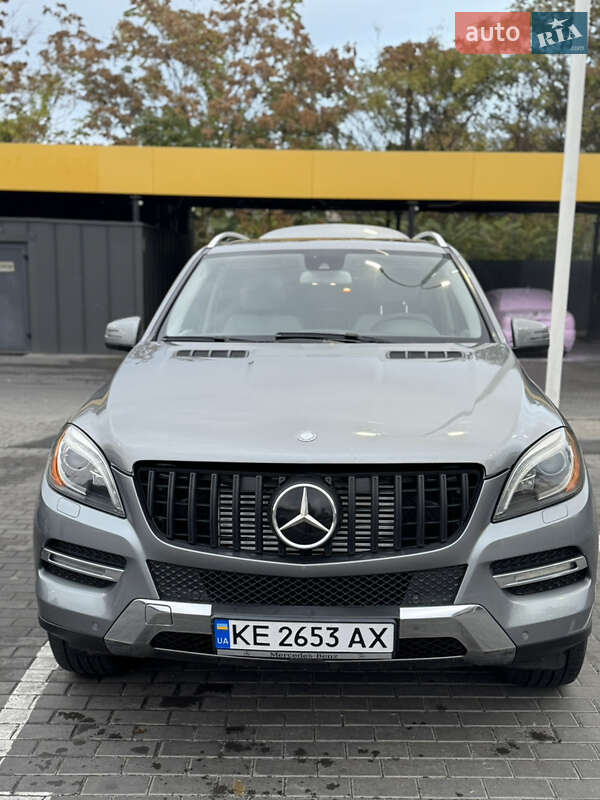 Позашляховик / Кросовер Mercedes-Benz M-Class 2012 в Дніпрі фото 4 Позашляховик / Кросовер Mercedes-Benz M-Class 2012 в Дніпрі