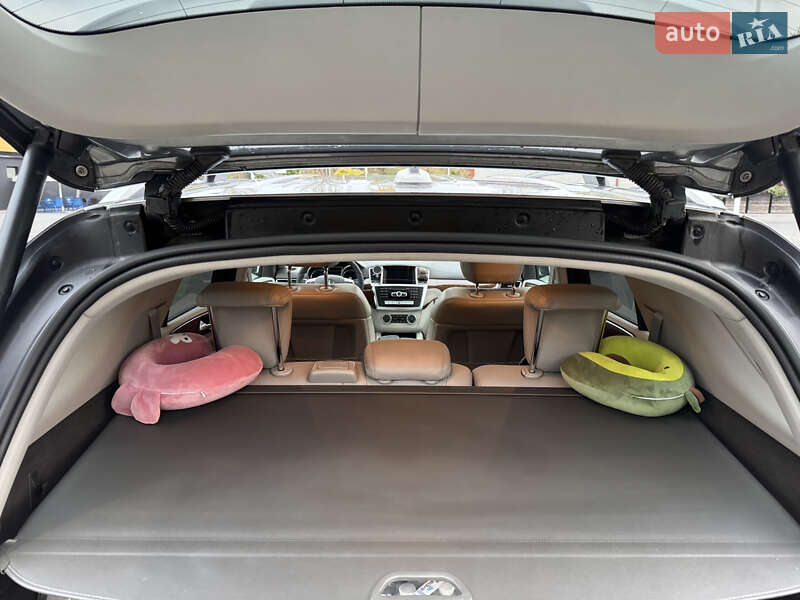 Позашляховик / Кросовер Mercedes-Benz M-Class 2012 в Дніпрі фото 28 Позашляховик / Кросовер Mercedes-Benz M-Class 2012 в Дніпрі