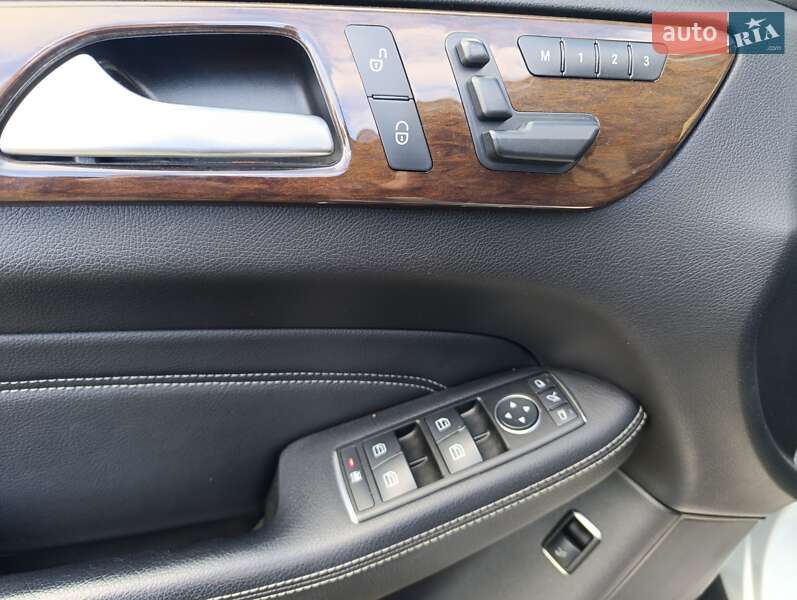 Позашляховик / Кросовер Mercedes-Benz M-Class 2012 в Житомирі фото 16 Позашляховик / Кросовер Mercedes-Benz M-Class 2012 в Житомирі