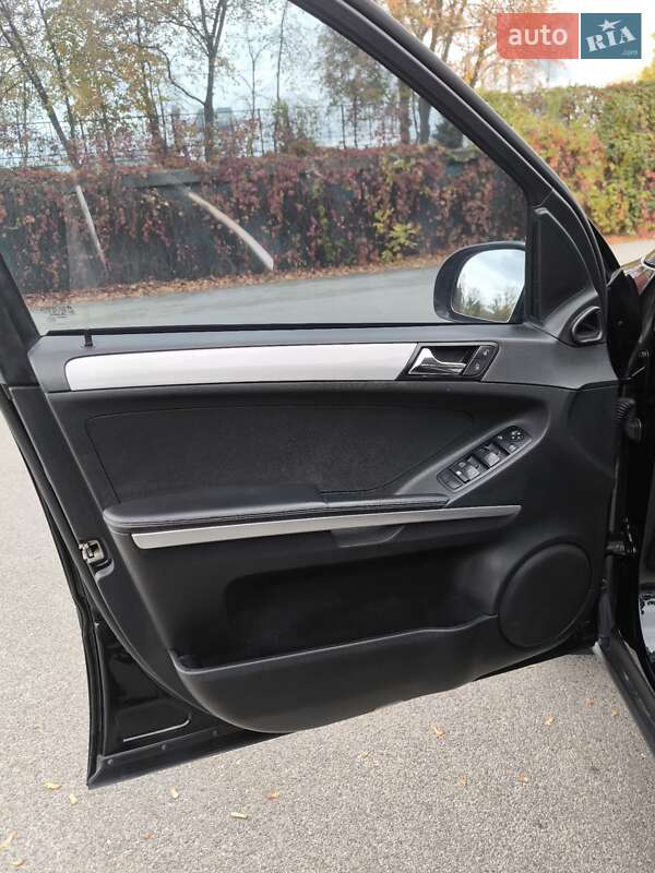 Позашляховик / Кросовер Mercedes-Benz M-Class 2007 в Дніпрі фото 29 Позашляховик / Кросовер Mercedes-Benz M-Class 2007 в Дніпрі