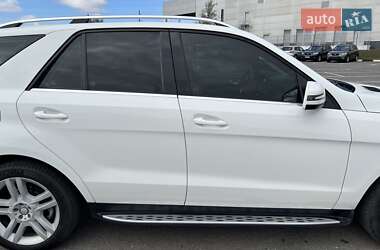 Позашляховик / Кросовер Mercedes-Benz M-Class 2015 в 