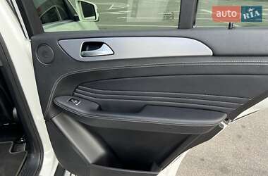 Позашляховик / Кросовер Mercedes-Benz M-Class 2015 в 