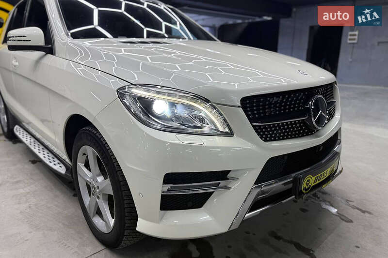 Внедорожник / Кроссовер Mercedes-Benz M-Class 2013 в Черновцах