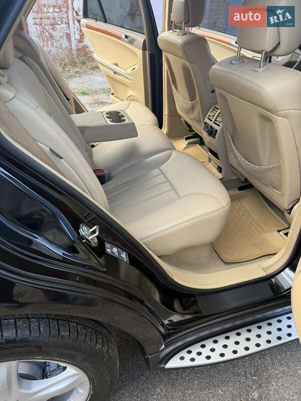 Внедорожник / Кроссовер Mercedes-Benz M-Class 2008 в Полтаве фото 18 Внедорожник / Кроссовер Mercedes-Benz M-Class 2008 в Полтаве