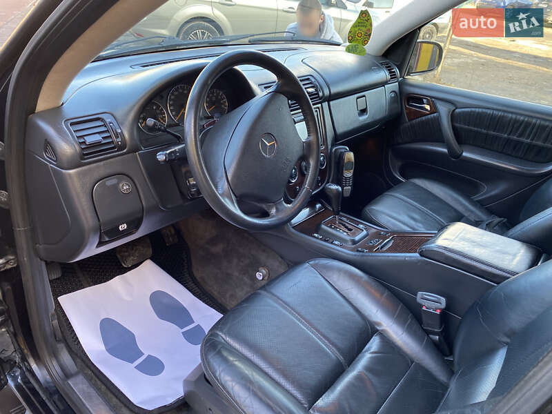 Внедорожник / Кроссовер Mercedes-Benz M-Class 2003 в Бориславе фото 9 Внедорожник / Кроссовер Mercedes-Benz M-Class 2003 в Бориславе