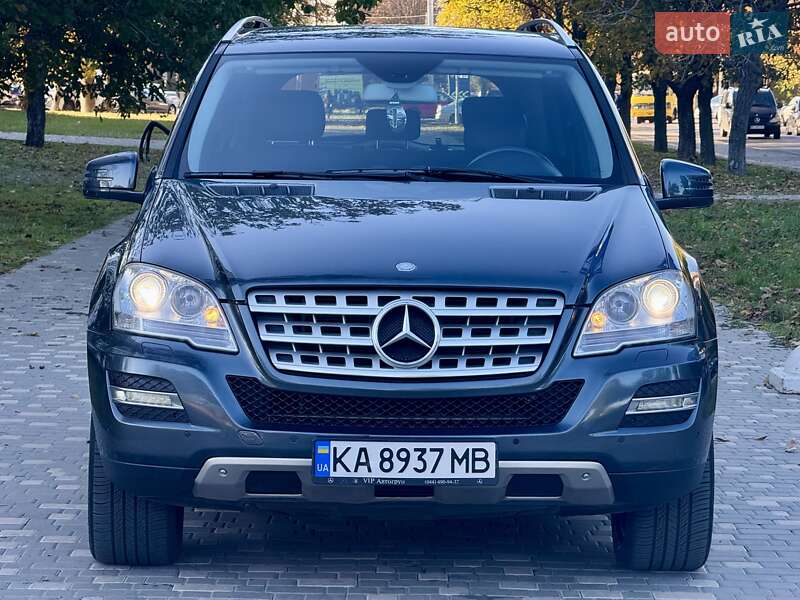Позашляховик / Кросовер Mercedes-Benz M-Class 2011 в Одесі фото 4 Позашляховик / Кросовер Mercedes-Benz M-Class 2011 в Одесі
