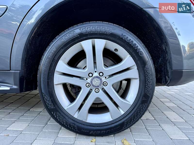 Позашляховик / Кросовер Mercedes-Benz M-Class 2011 в Одесі фото 30 Позашляховик / Кросовер Mercedes-Benz M-Class 2011 в Одесі
