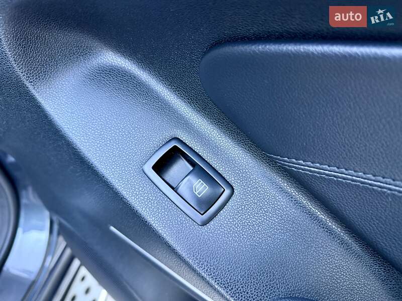 Позашляховик / Кросовер Mercedes-Benz M-Class 2011 в Одесі фото 45 Позашляховик / Кросовер Mercedes-Benz M-Class 2011 в Одесі