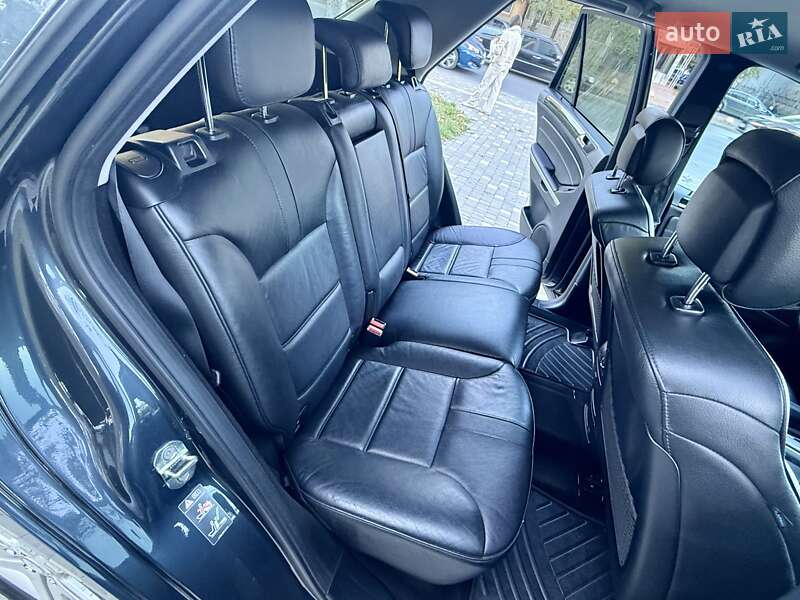Позашляховик / Кросовер Mercedes-Benz M-Class 2011 в Одесі фото 66 Позашляховик / Кросовер Mercedes-Benz M-Class 2011 в Одесі
