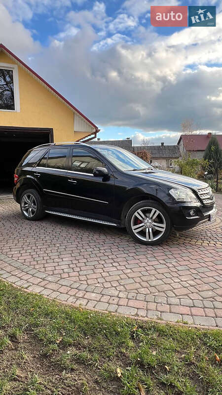 Позашляховик / Кросовер Mercedes-Benz M-Class 2009 в Яворові фото 3 Позашляховик / Кросовер Mercedes-Benz M-Class 2009 в Яворові