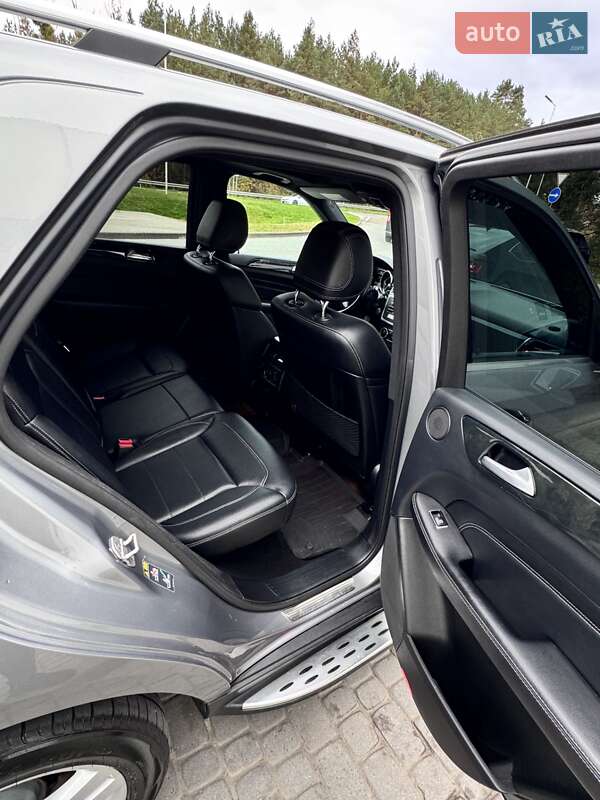 Позашляховик / Кросовер Mercedes-Benz M-Class 2015 в Бродах фото 17 Позашляховик / Кросовер Mercedes-Benz M-Class 2015 в Бродах