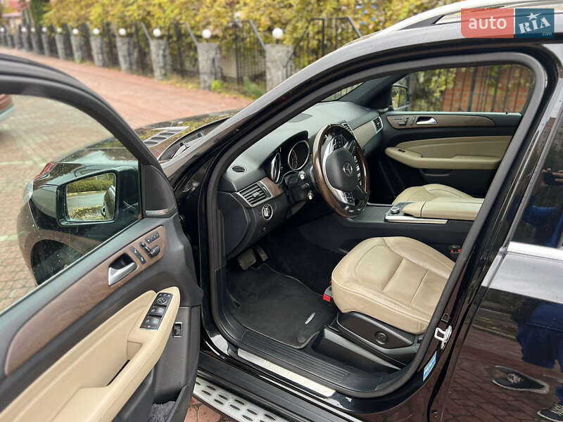 Внедорожник / Кроссовер Mercedes-Benz M-Class 2012 в Киеве фото 17 Внедорожник / Кроссовер Mercedes-Benz M-Class 2012 в Киеве