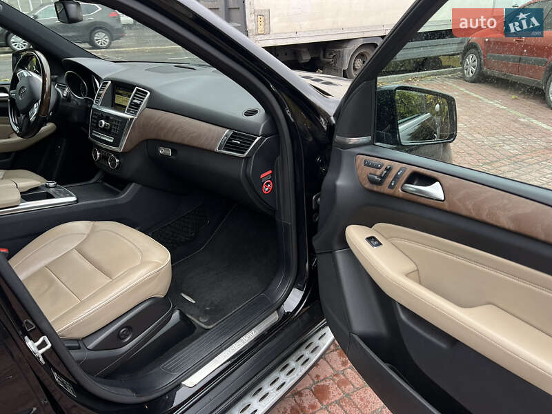 Внедорожник / Кроссовер Mercedes-Benz M-Class 2012 в Киеве фото 32 Внедорожник / Кроссовер Mercedes-Benz M-Class 2012 в Киеве