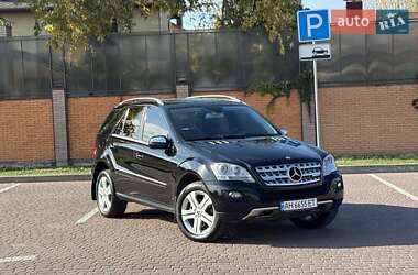 Позашляховик / Кросовер Mercedes-Benz M-Class 2009 в Дніпрі Позашляховик / Кросовер Mercedes-Benz M-Class 2009 в Дніпрі