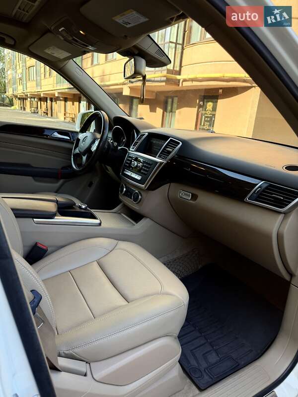 Позашляховик / Кросовер Mercedes-Benz M-Class 2013 в Рівному фото 20 Позашляховик / Кросовер Mercedes-Benz M-Class 2013 в Рівному