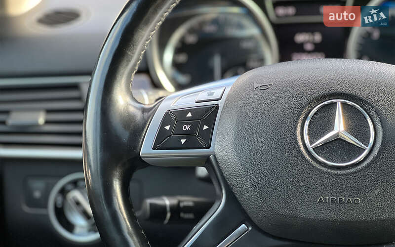 Позашляховик / Кросовер Mercedes-Benz M-Class 2011 в Львові фото 12 Позашляховик / Кросовер Mercedes-Benz M-Class 2011 в Львові