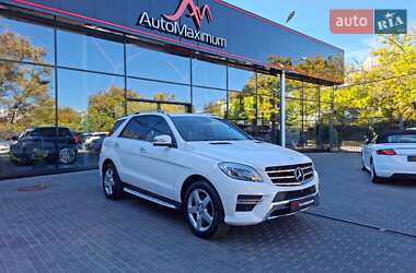 Позашляховик / Кросовер Mercedes-Benz M-Class 2014 в Одесі
