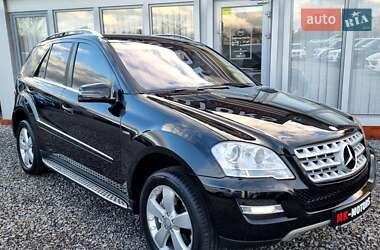 Позашляховик / Кросовер Mercedes-Benz M-Class 2010 в Києві
