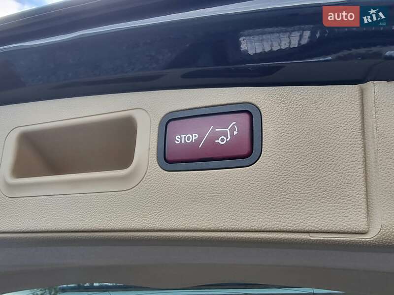 Внедорожник / Кроссовер Mercedes-Benz M-Class 2010 в Киеве