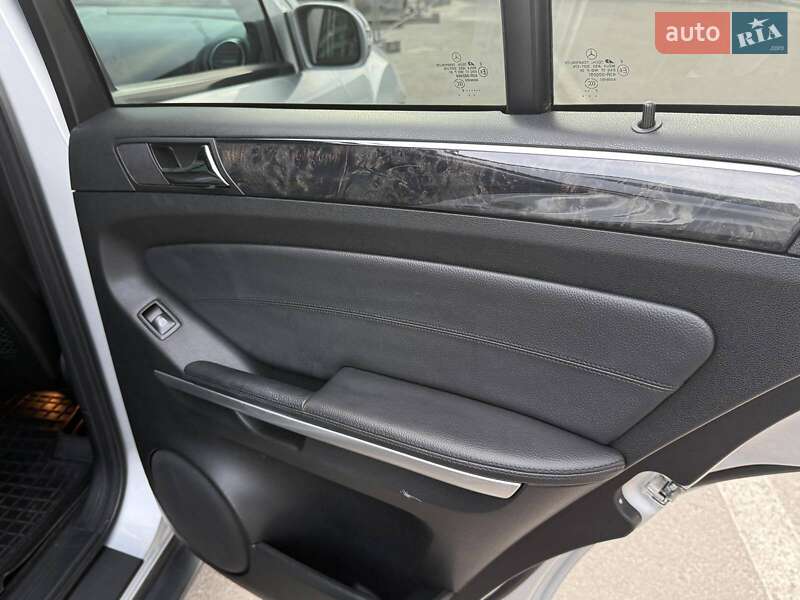 Внедорожник / Кроссовер Mercedes-Benz M-Class 2008 в Киеве фото 20 Внедорожник / Кроссовер Mercedes-Benz M-Class 2008 в Киеве