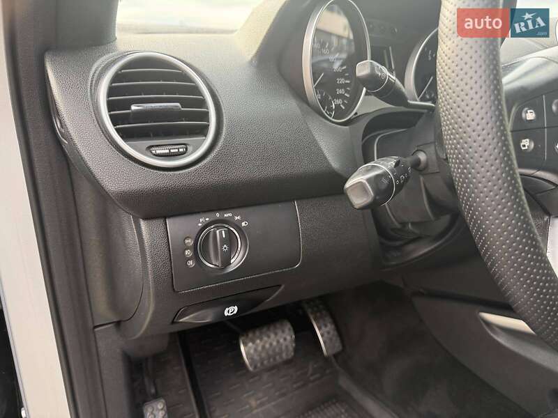 Внедорожник / Кроссовер Mercedes-Benz M-Class 2008 в Киеве фото 10 Внедорожник / Кроссовер Mercedes-Benz M-Class 2008 в Киеве