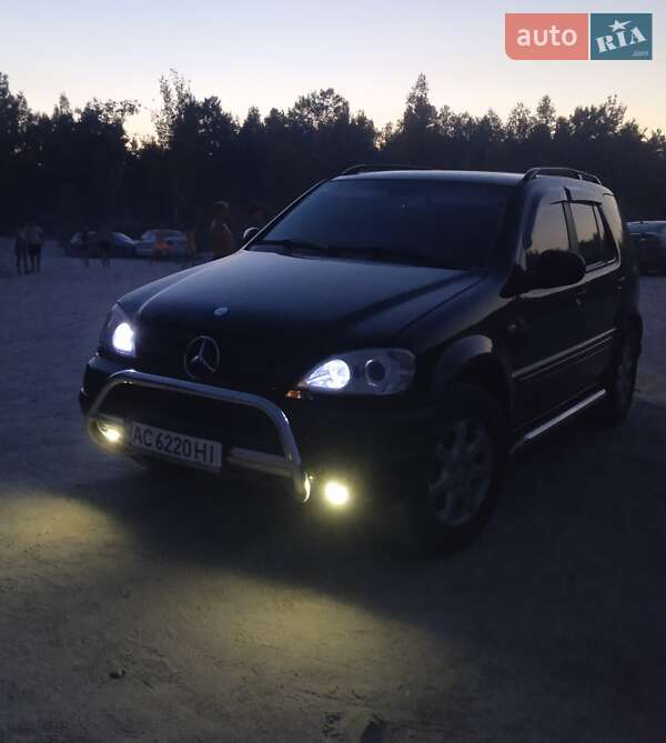 Позашляховик / Кросовер Mercedes-Benz M-Class 2001 в Володимирі фото Позашляховик / Кросовер Mercedes-Benz M-Class 2001 в Володимирі