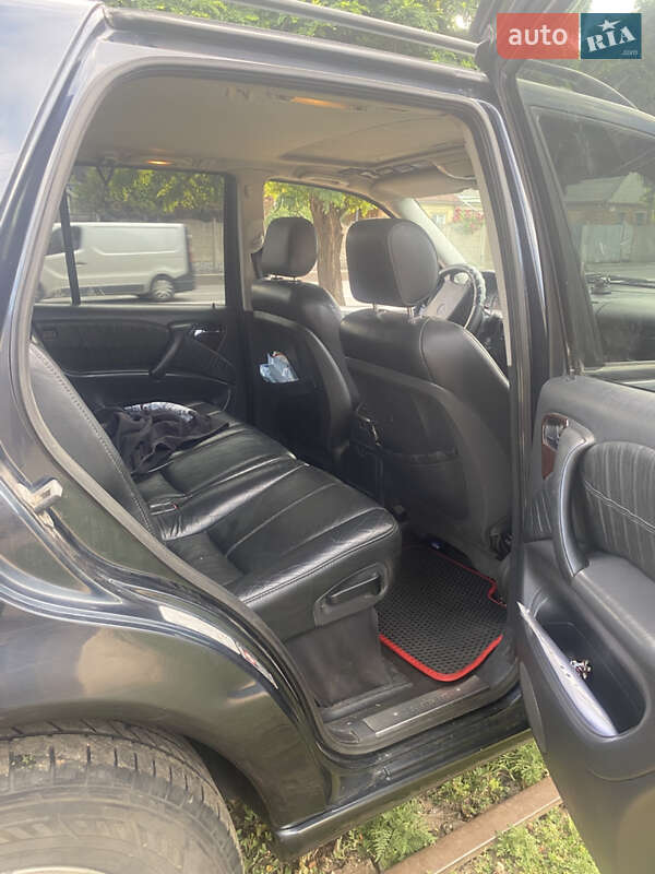 Позашляховик / Кросовер Mercedes-Benz M-Class 2001 в Харкові