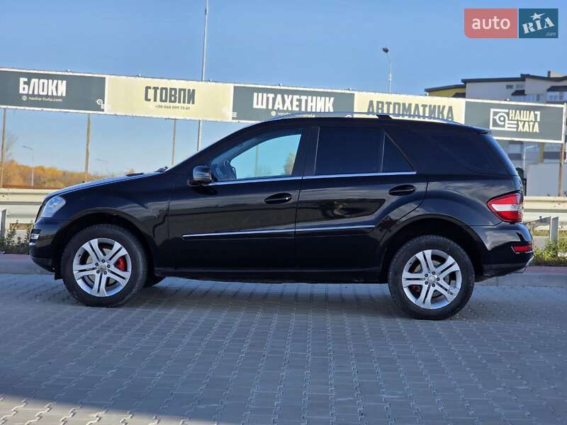 Позашляховик / Кросовер Mercedes-Benz M-Class 2010 в Тернополі