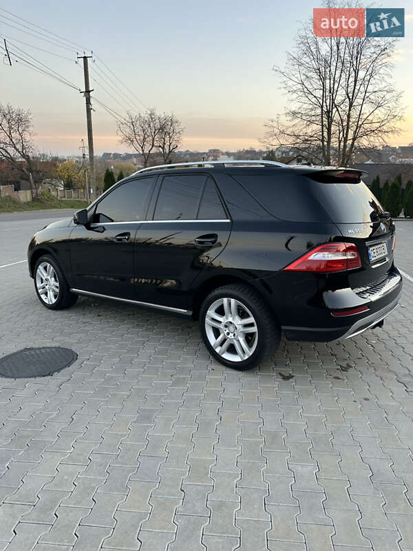 Внедорожник / Кроссовер Mercedes-Benz M-Class 2013 в Черновцах