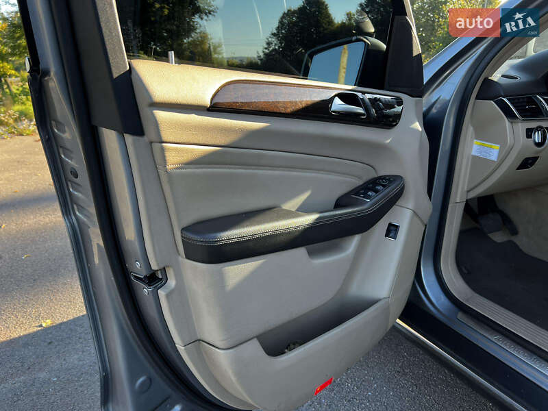 Внедорожник / Кроссовер Mercedes-Benz M-Class 2012 в Дубно фото 30 Внедорожник / Кроссовер Mercedes-Benz M-Class 2012 в Дубно