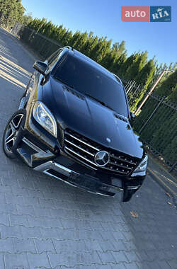 Внедорожник / Кроссовер Mercedes-Benz M-Class 2015 в Одессе