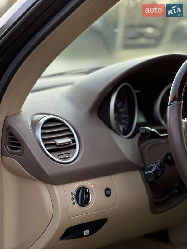 Внедорожник / Кроссовер Mercedes-Benz M-Class 2006 в Белой Церкви